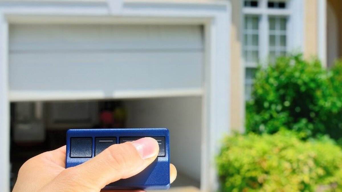 Que faire en cas de perte d'une télécommande porte de garage ?
