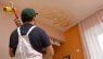 Plafond humide : que faire en cas de problème d’humidité au plafond ?